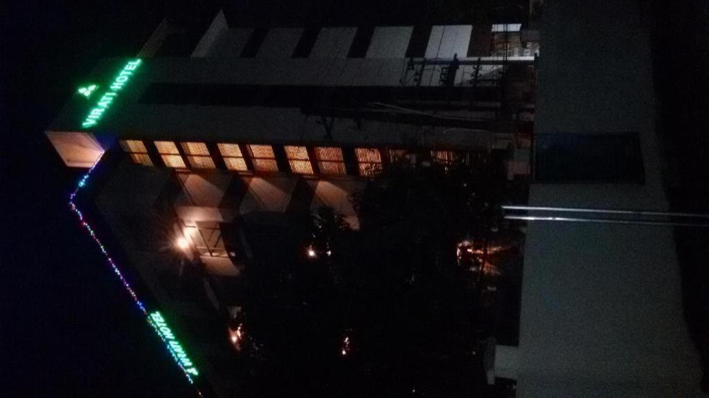 โรงแรมวิตารี ย่างกุ้ง ภายนอก รูปภาพ