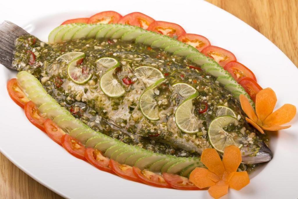 โรงแรมวิตารี ย่างกุ้ง ภายนอก รูปภาพ