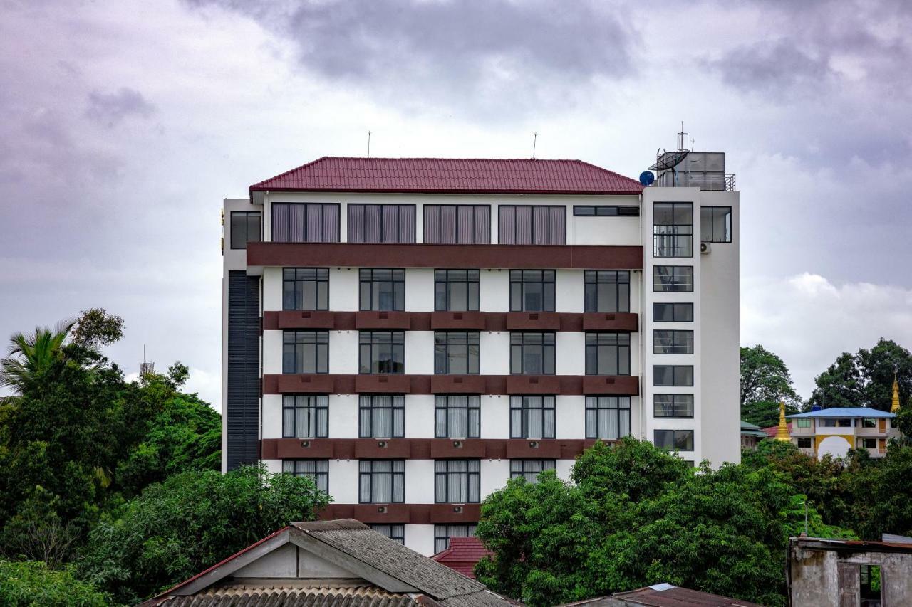 โรงแรมวิตารี ย่างกุ้ง ภายนอก รูปภาพ
